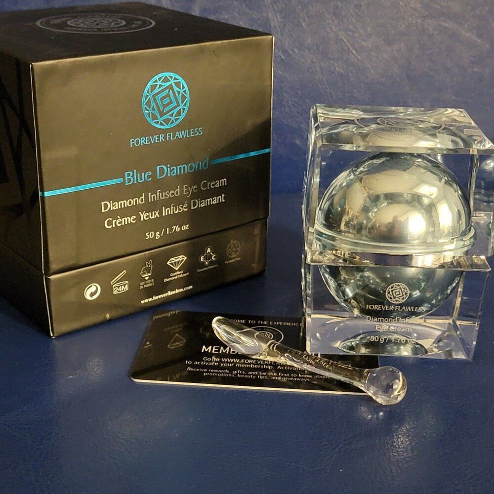 Forever Flawless Blue Diamond Eye Cream - Picture 9 of 11